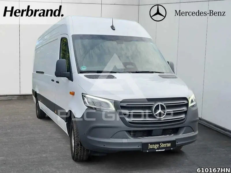 2025 Mercedes Benz Sprinter