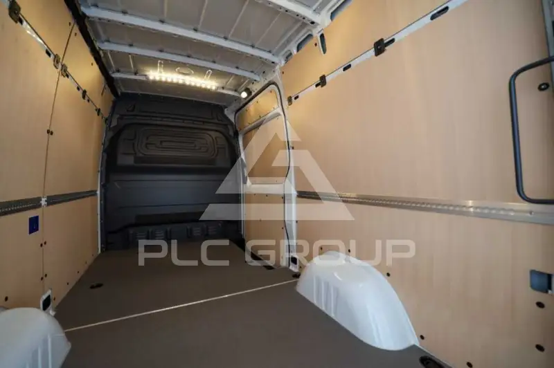 2025 Mercedes Benz Sprinter