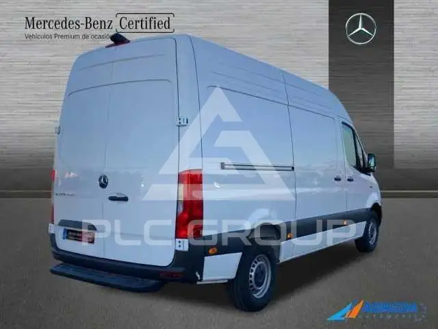 2025 Mercedes Benz Sprinter