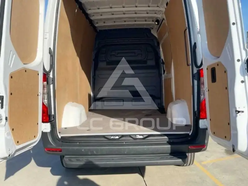 2025 Mercedes Benz Sprinter