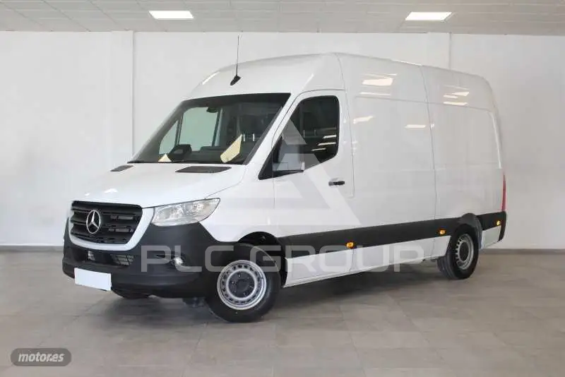 2025 Mercedes Benz Sprinter