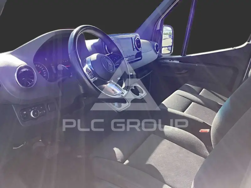 2025 Mercedes Benz Sprinter
