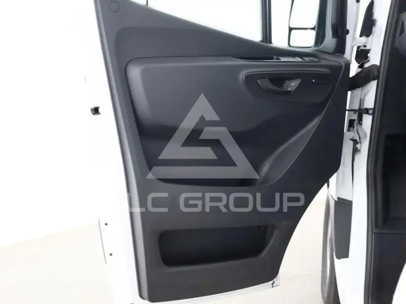 2025 Mercedes Benz Sprinter
