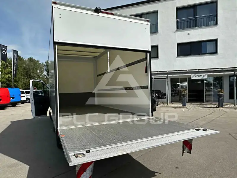 2025 Mercedes Benz Sprinter