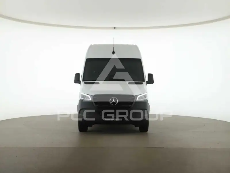 2025 Mercedes Benz Sprinter