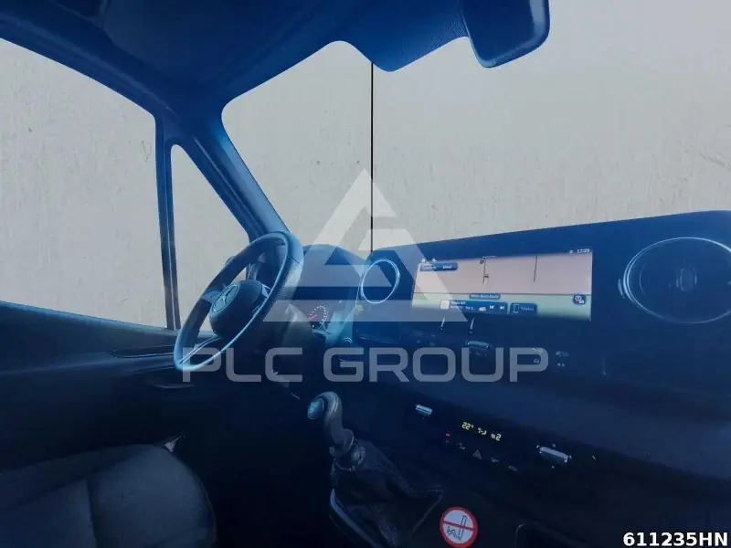2025 Mercedes Benz Sprinter