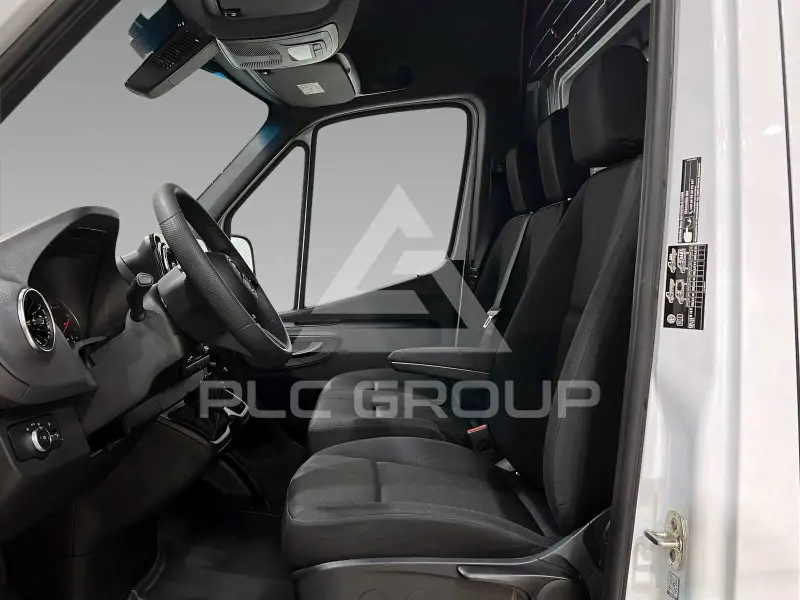 2025 Mercedes Benz Sprinter