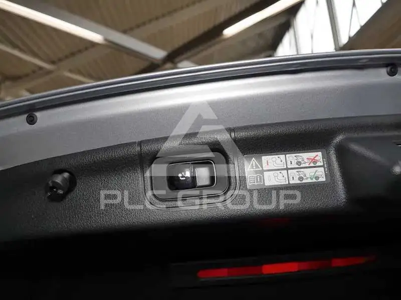 2025 Mercedes Benz C-Class
