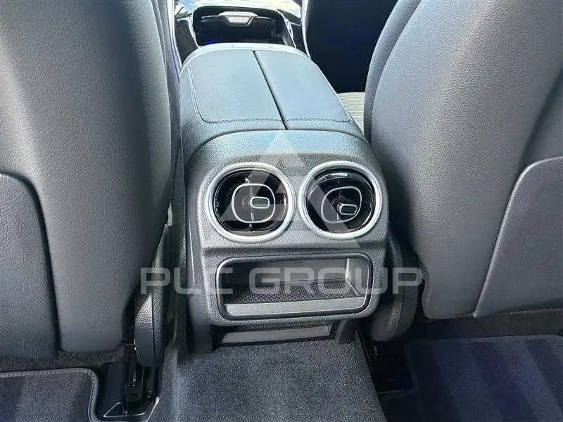 2025 Mercedes Benz C-Class