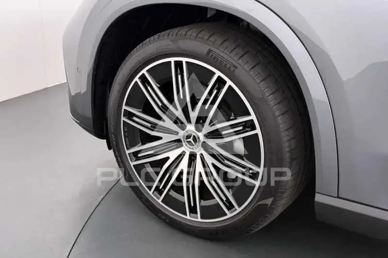 2025 Mercedes Benz EQE