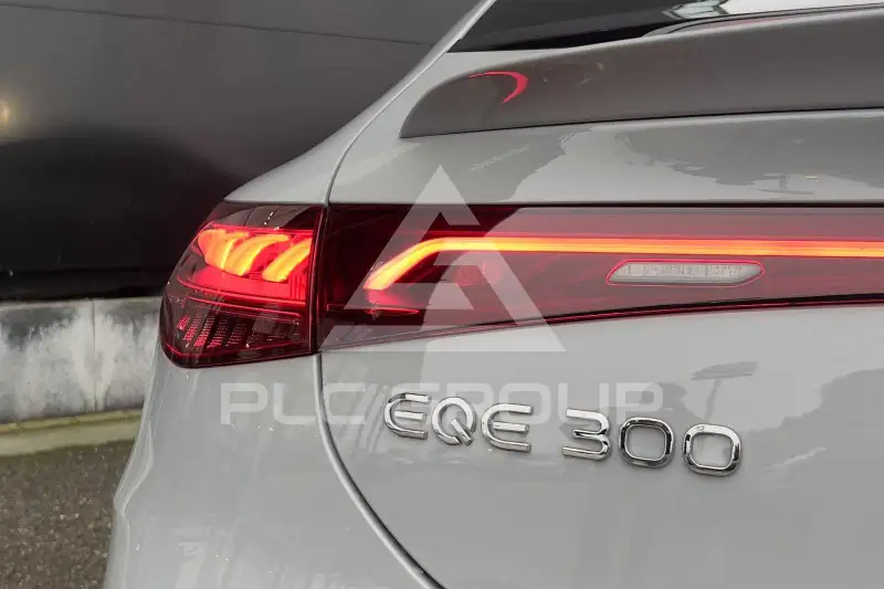 2025 Mercedes Benz EQE