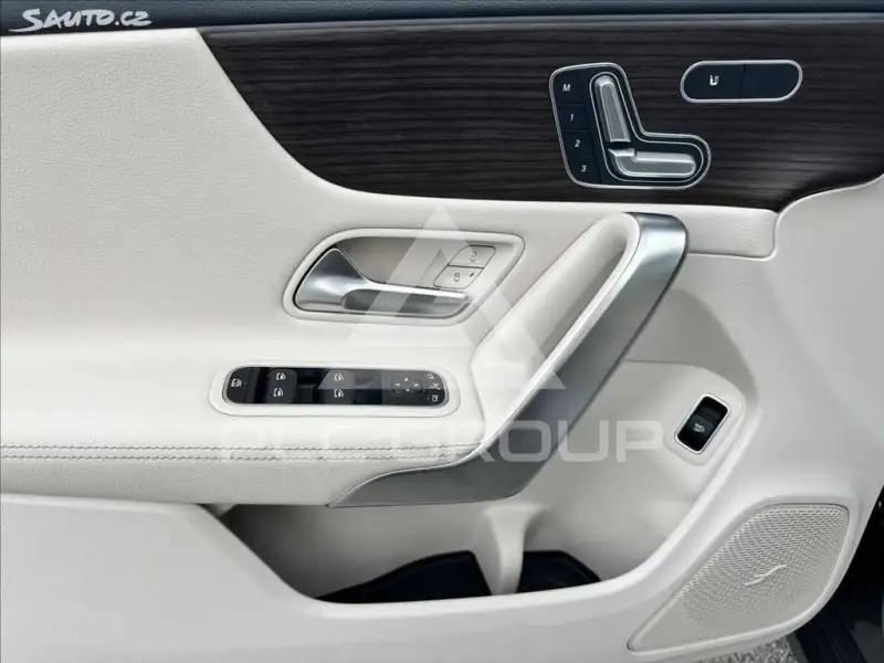2025 Mercedes Benz CLA-Class
