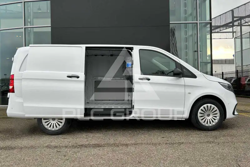 2025 Mercedes Benz Vito