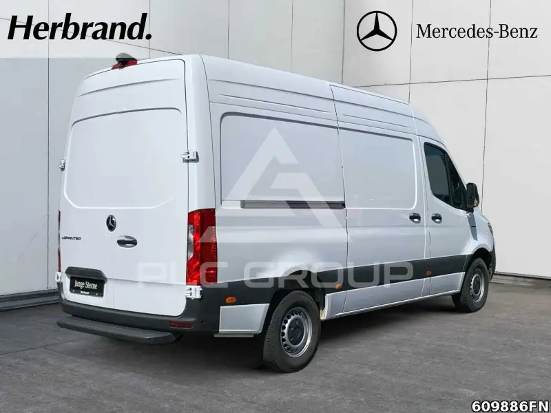 2025 Mercedes Benz Sprinter