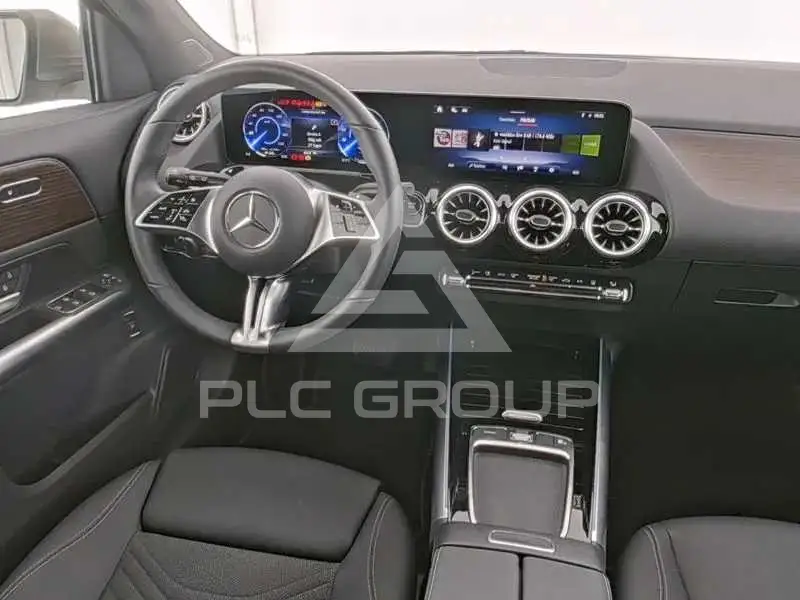 2025 Mercedes Benz EQA