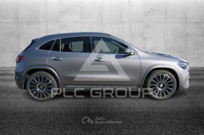 2025 Mercedes Benz GLA-Class