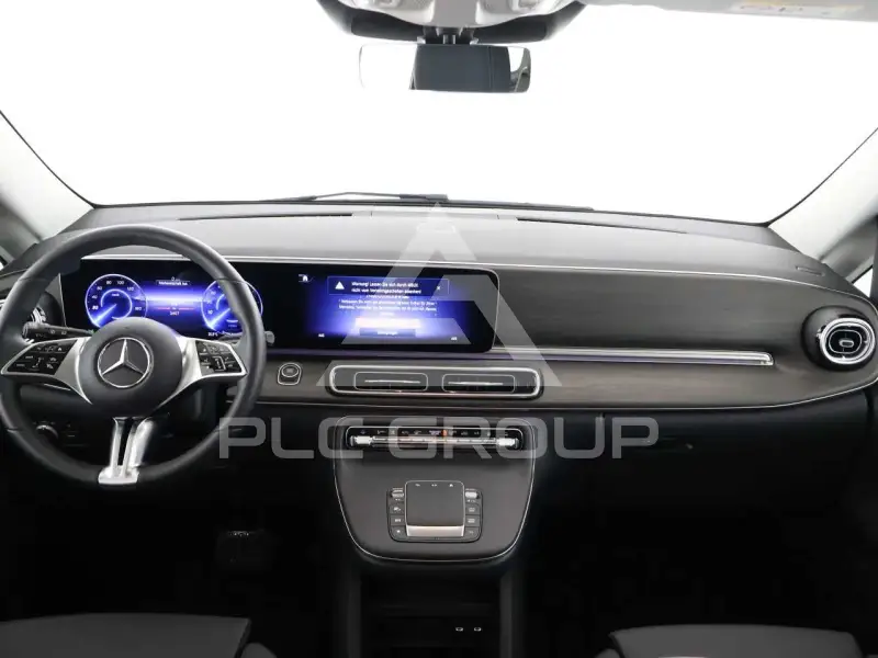 2025 Mercedes Benz EQV