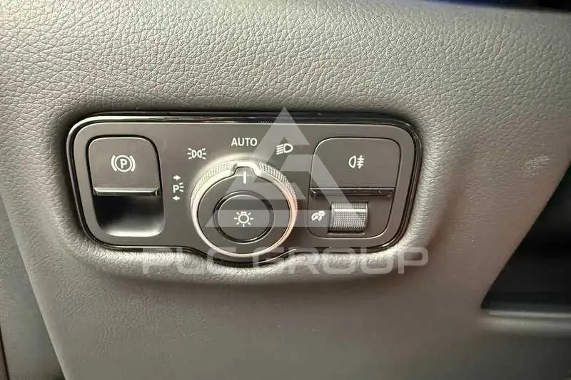 2025 Mercedes Benz EQV