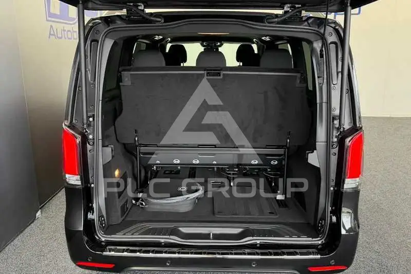 2025 Mercedes Benz EQV