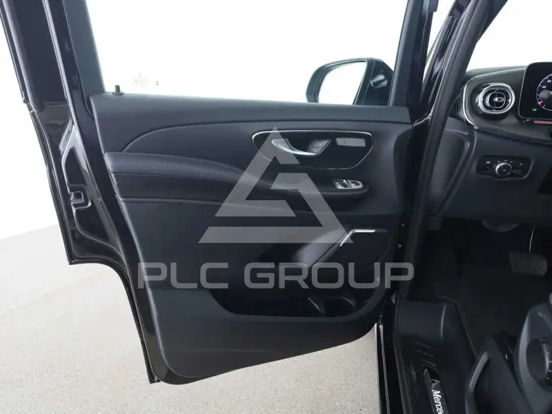 2025 Mercedes Benz V