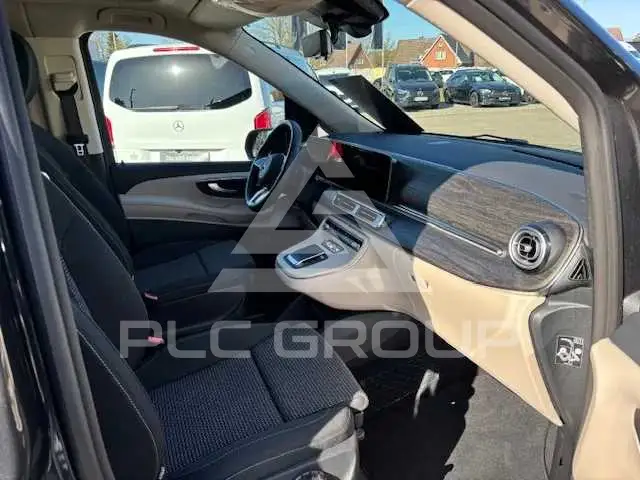 2025 Mercedes Benz V