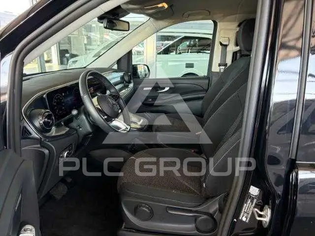2025 Mercedes Benz V