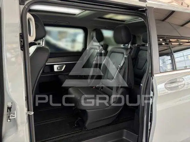 2025 Mercedes Benz V