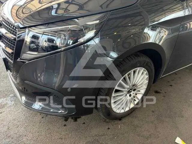 2025 Mercedes Benz V