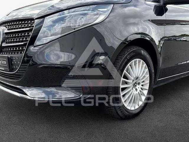 2025 Mercedes Benz V