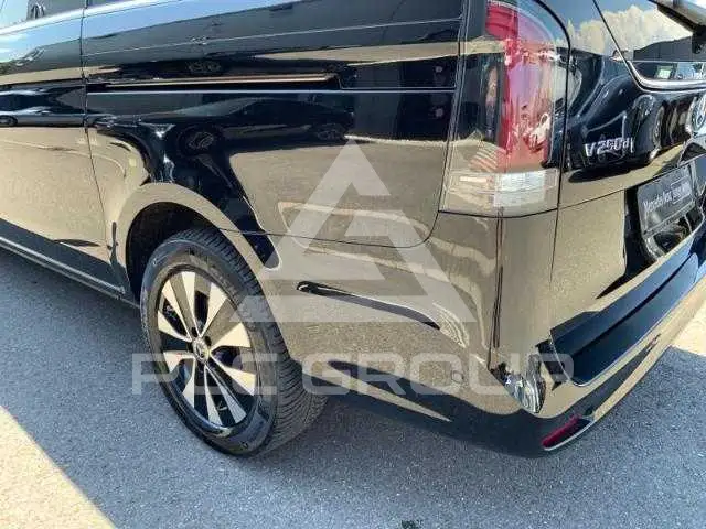 2025 Mercedes Benz V