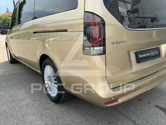 2025 Mercedes Benz V