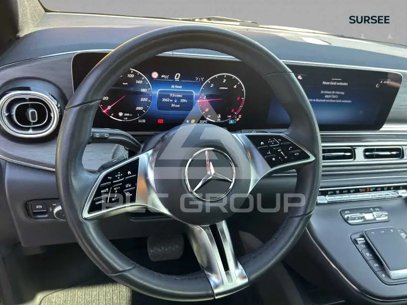 2025 Mercedes Benz V