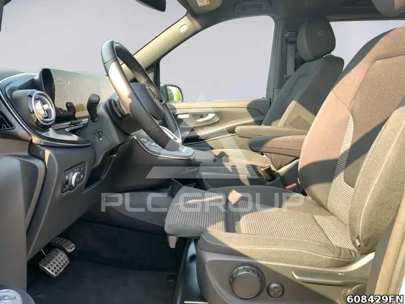 2025 Mercedes Benz V
