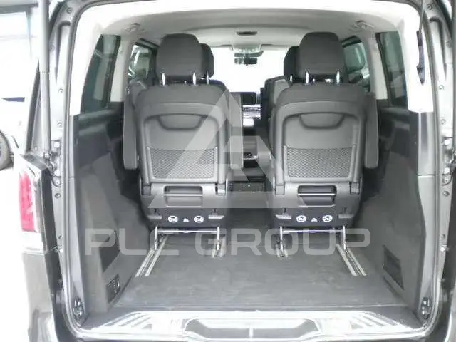 2025 Mercedes Benz V