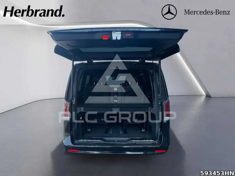 2025 Mercedes Benz V