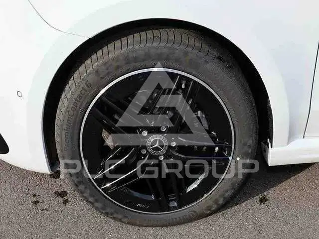 2025 Mercedes Benz V