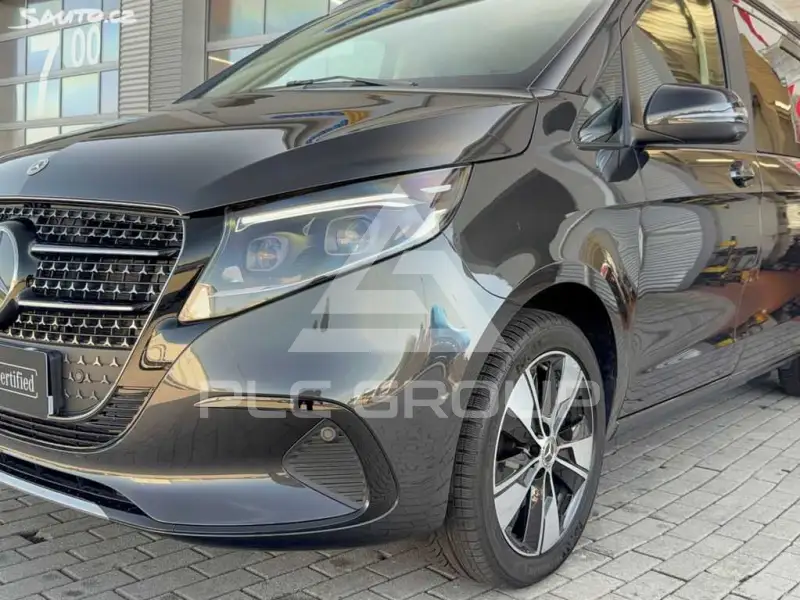 2025 Mercedes Benz V