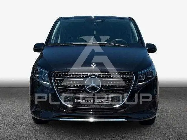 2025 Mercedes Benz V