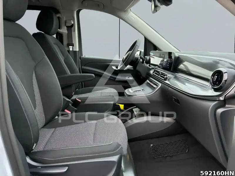2025 Mercedes Benz V