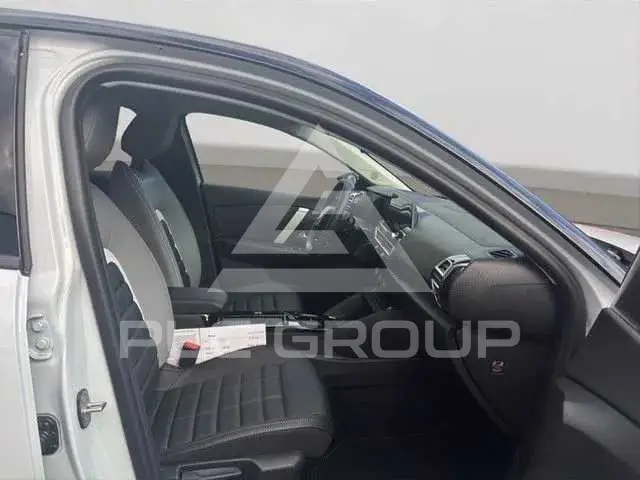 2025 Citroen C4