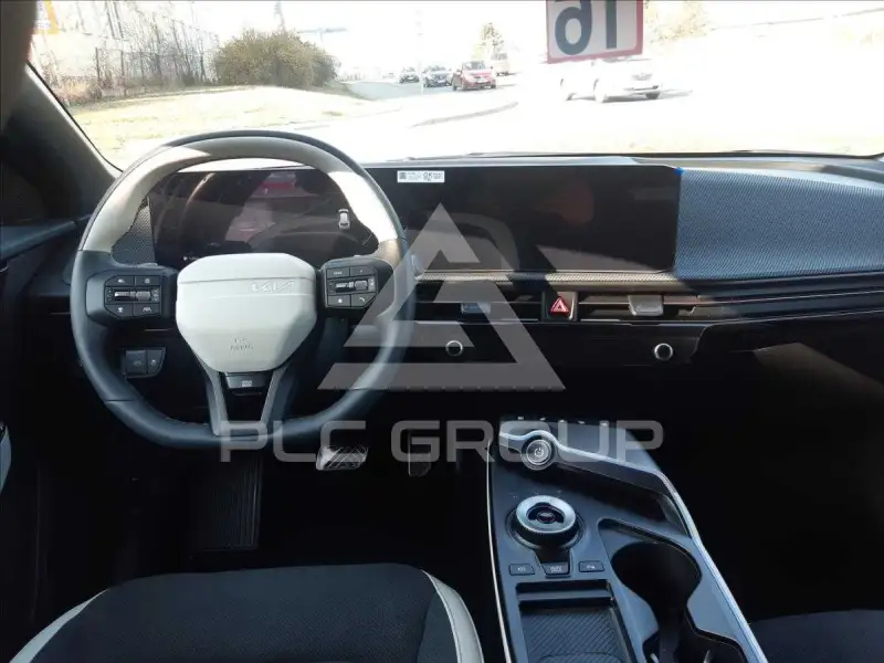 2025 KIA EV