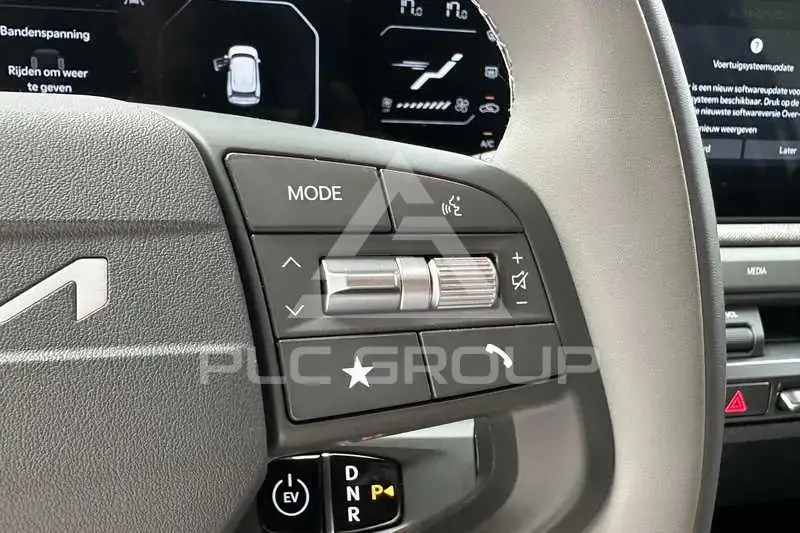 2025 KIA EV