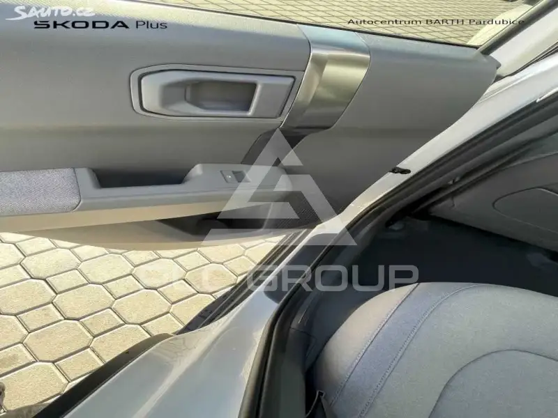 2025 KIA EV