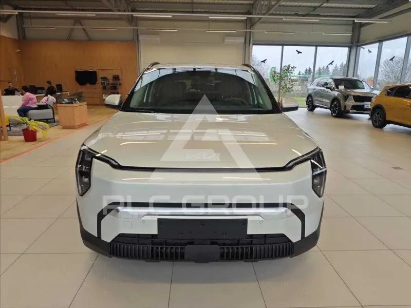 2025 KIA EV
