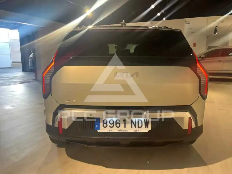 2025 KIA EV