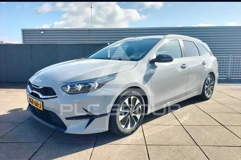 2025 KIA Ceed