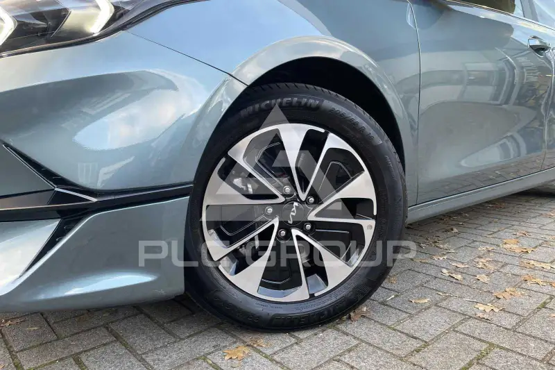 2025 KIA Ceed