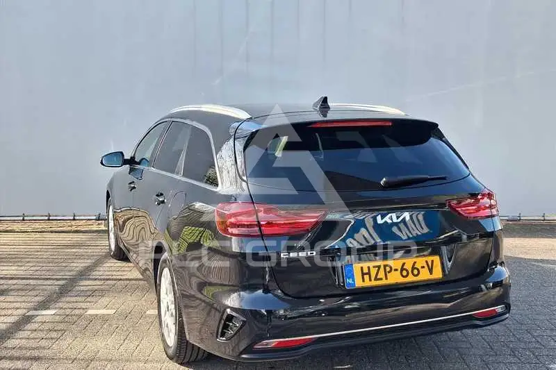 2025 KIA Ceed
