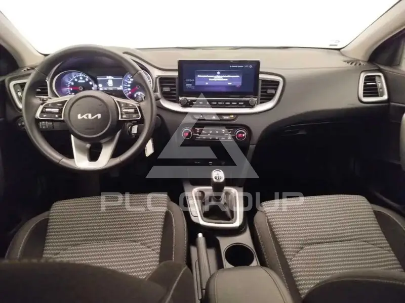 2025 KIA Ceed