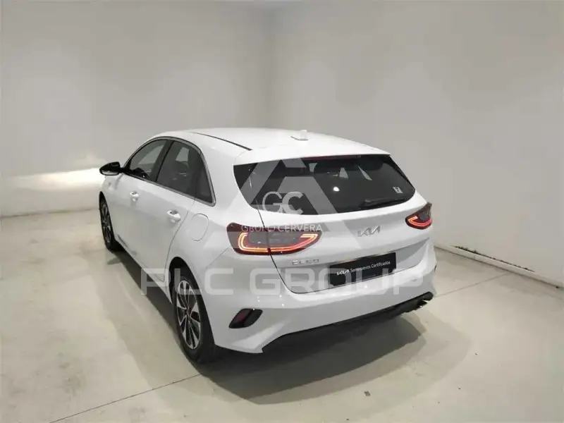 2025 KIA Ceed